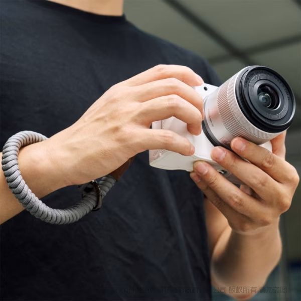 SmallRig斯莫格半包皮套套件（适用于佳能 EOS R50 V）（白色）5431